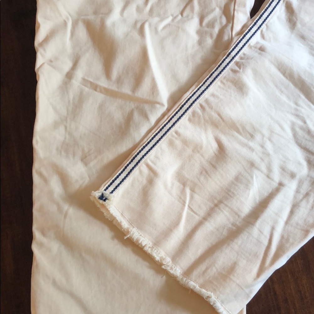 Girlfriend chino with side stripe.
